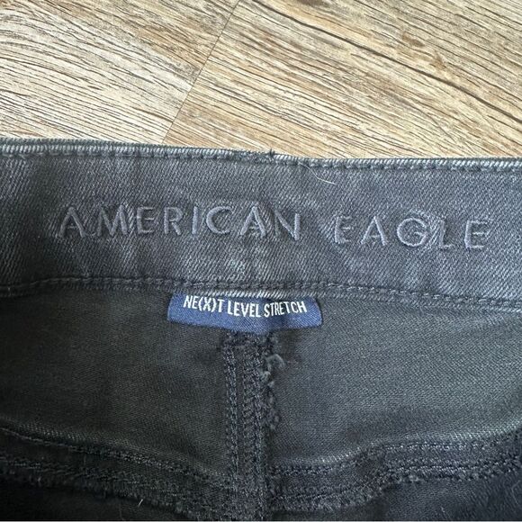 Levis Curvy Super Hi-Rise Shortie Shorts Denim 6 Black Button Fly Distressed - Picture 4 of 6